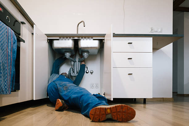 Professional Leak Detection technician working in Connersville, IN